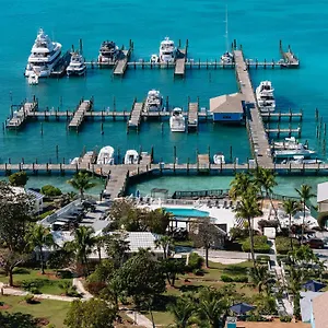 Romora Bay & Marina Dunmore Town